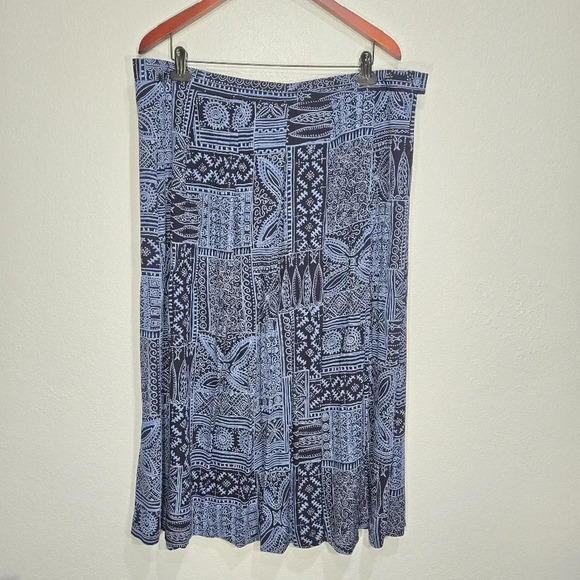 Koret Dresses & Skirts - Koret 22W Vintage 90s Geometric Mixed  Print Pleated Long Maxi Skirt Blue Black